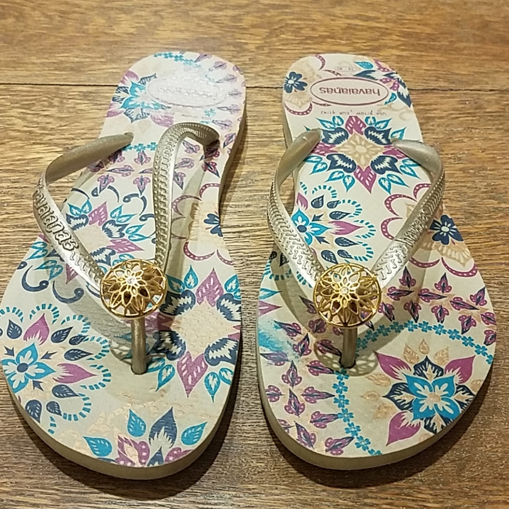 Havaianas flip flops